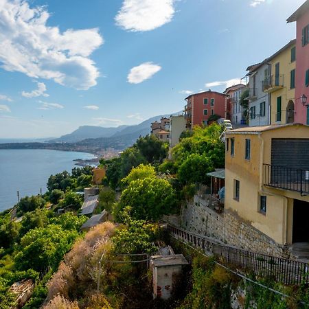 Total Sea View Grimaldi Apartment Ventimiglia Ngoại thất bức ảnh