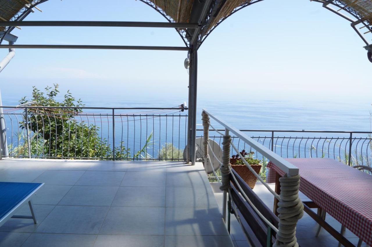 Total Sea View Grimaldi Apartment Ventimiglia Ngoại thất bức ảnh