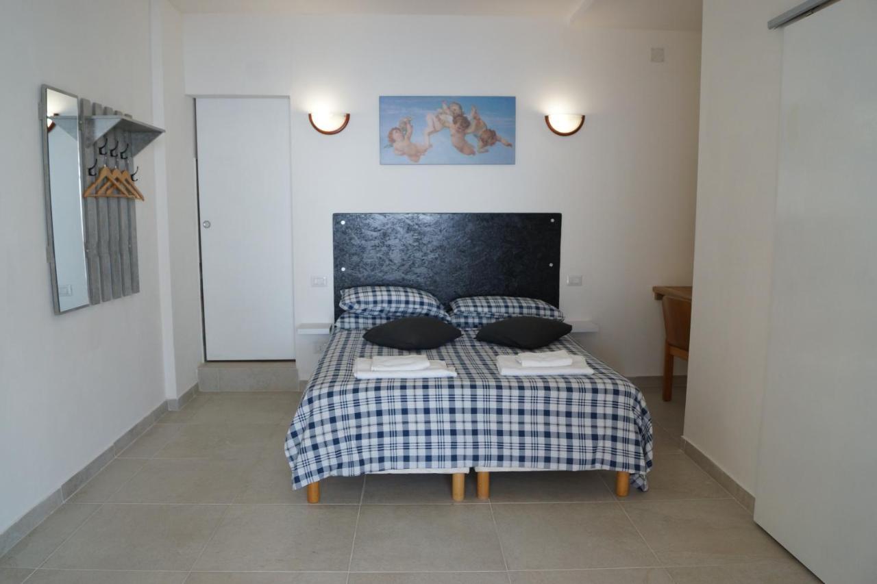 Total Sea View Grimaldi Apartment Ventimiglia Ngoại thất bức ảnh
