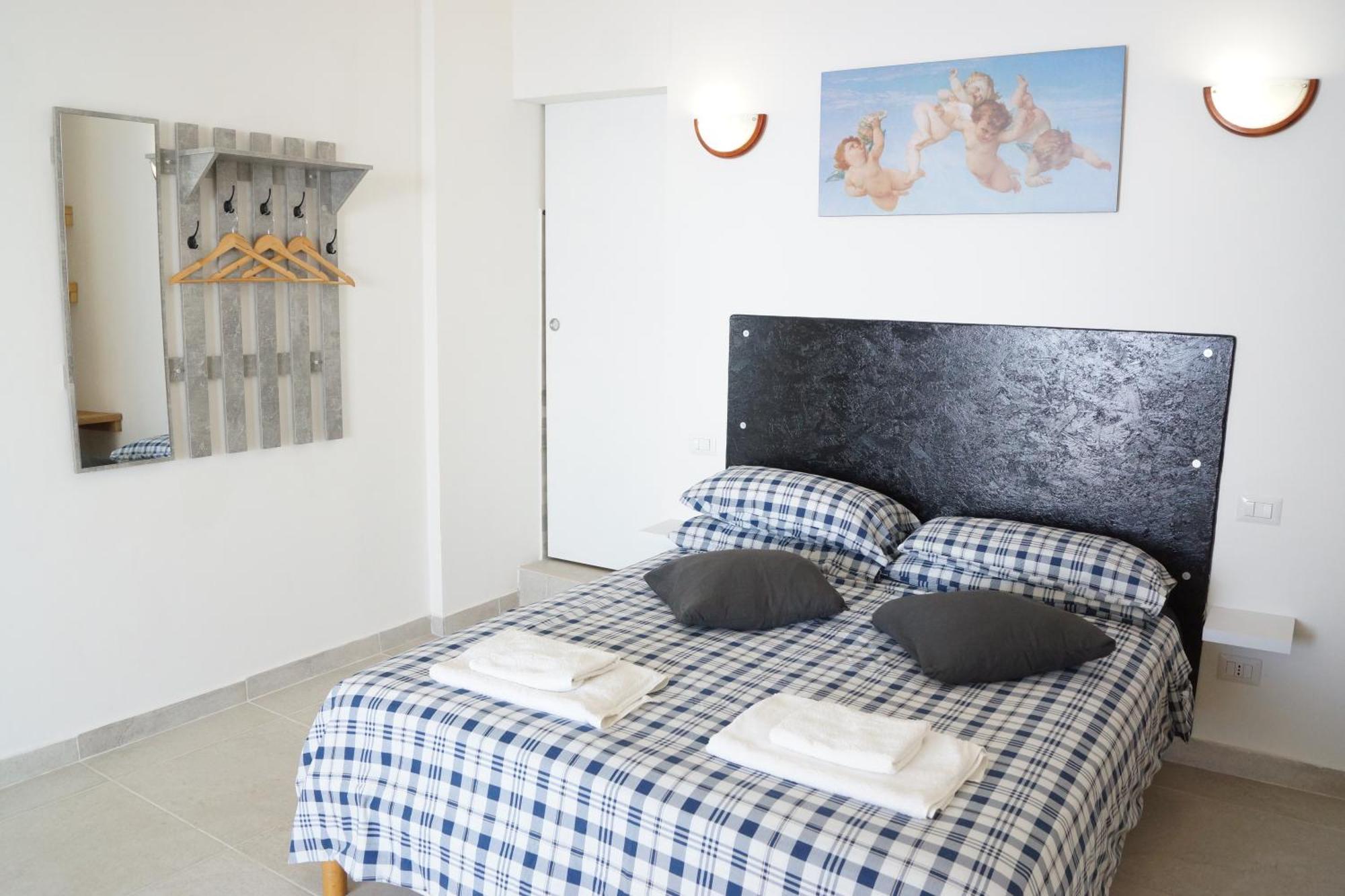 Total Sea View Grimaldi Apartment Ventimiglia Ngoại thất bức ảnh